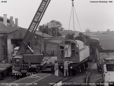 14th Sept 1985. Green Knight's tender top being lowered back into position.